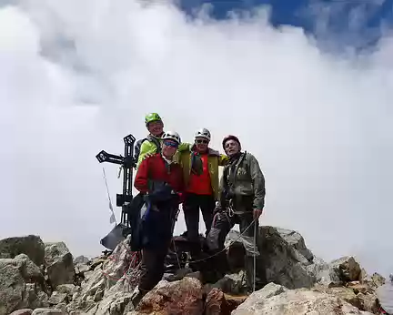 033 Au sommet sud de “l’Argentera”, 3297 mètres. Dénivelé depuis Remondino 862 mètres